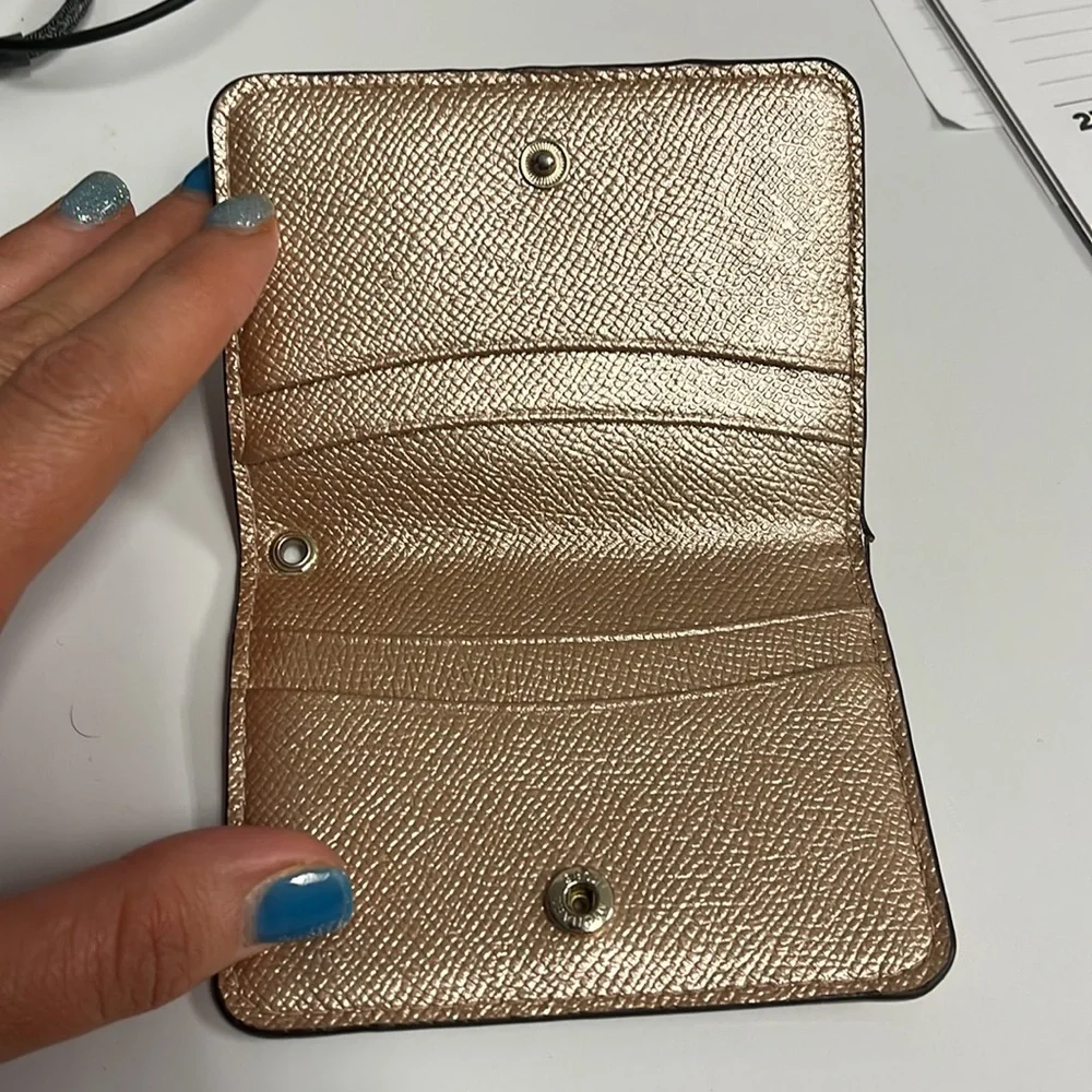 Rose gold Michael kors wallet - Picture 2 of 2